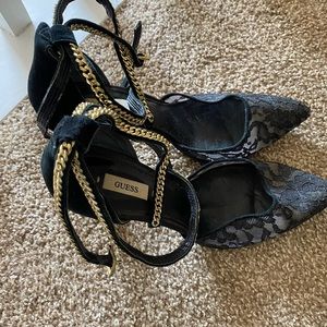 Women guess shoes